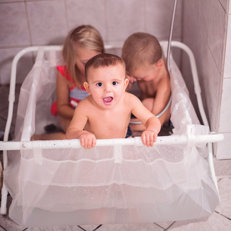 Foldable bathtub