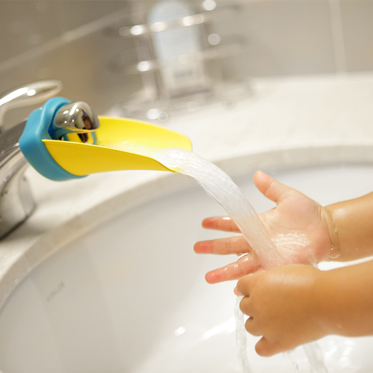 Aqueduck Faucet Extender