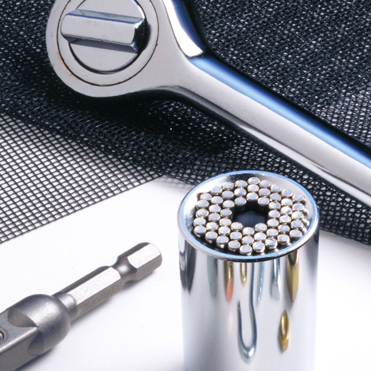 Gator Grip - Universal Socket Wrench