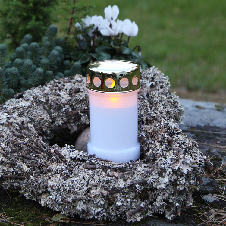 Grave light with extra long burning time