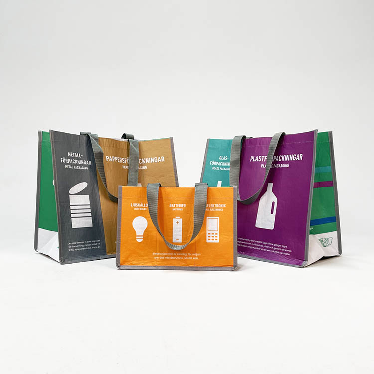 Recycling, Set with three Bags