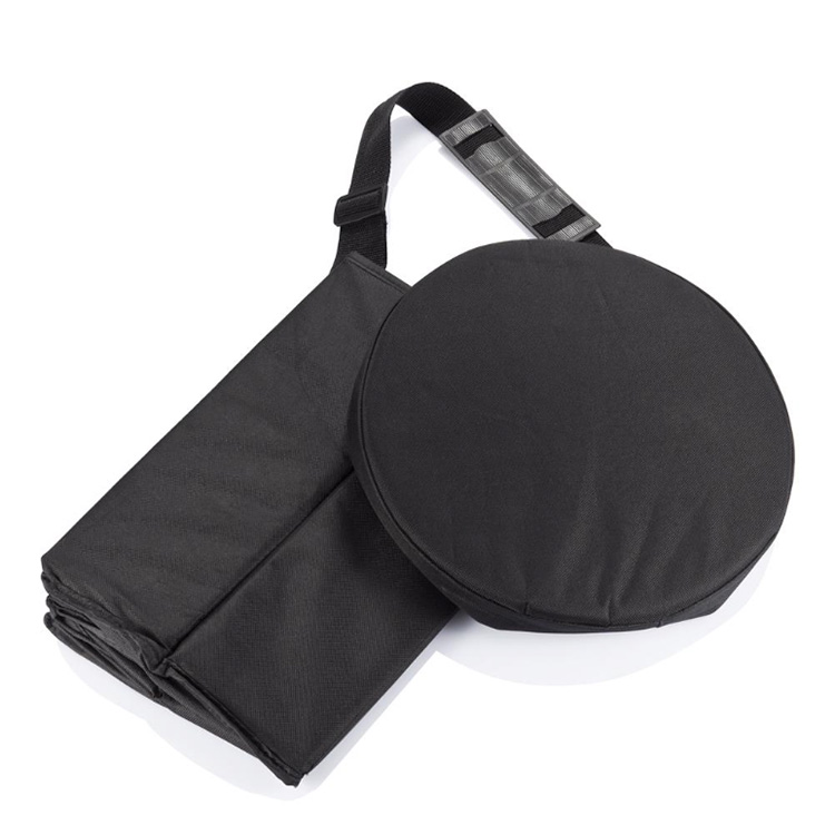 Foldable stool with cold storage