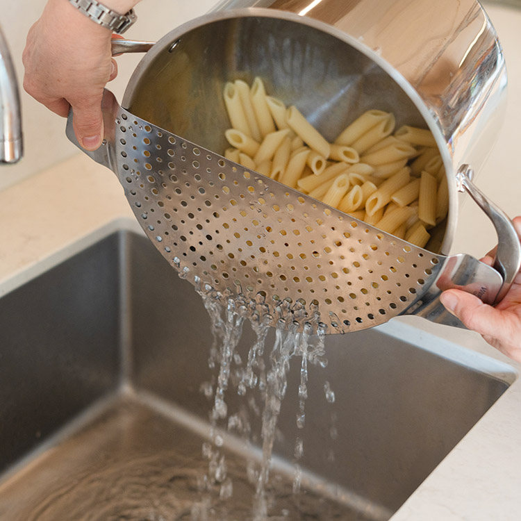 Pot Strainer