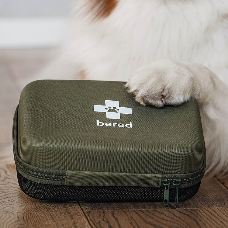 First aid kit for dogs and cats, Bered