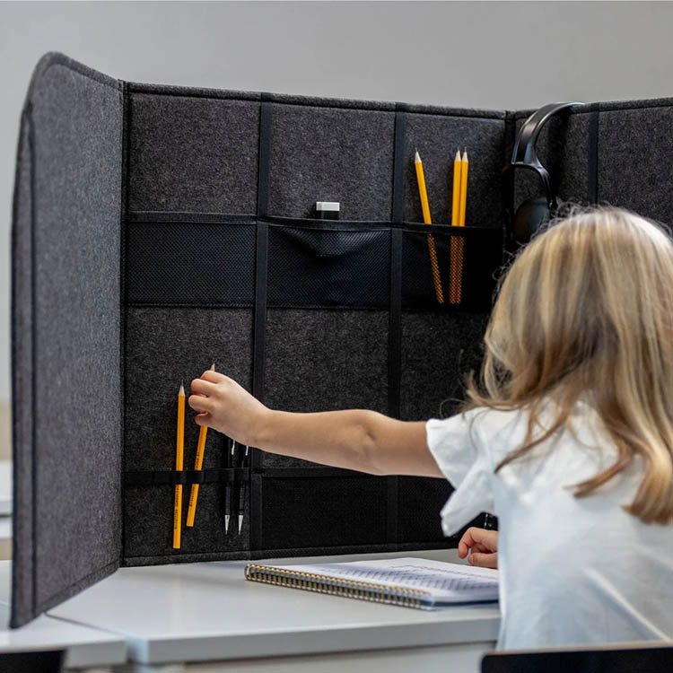 Sound-absorbing table screen
