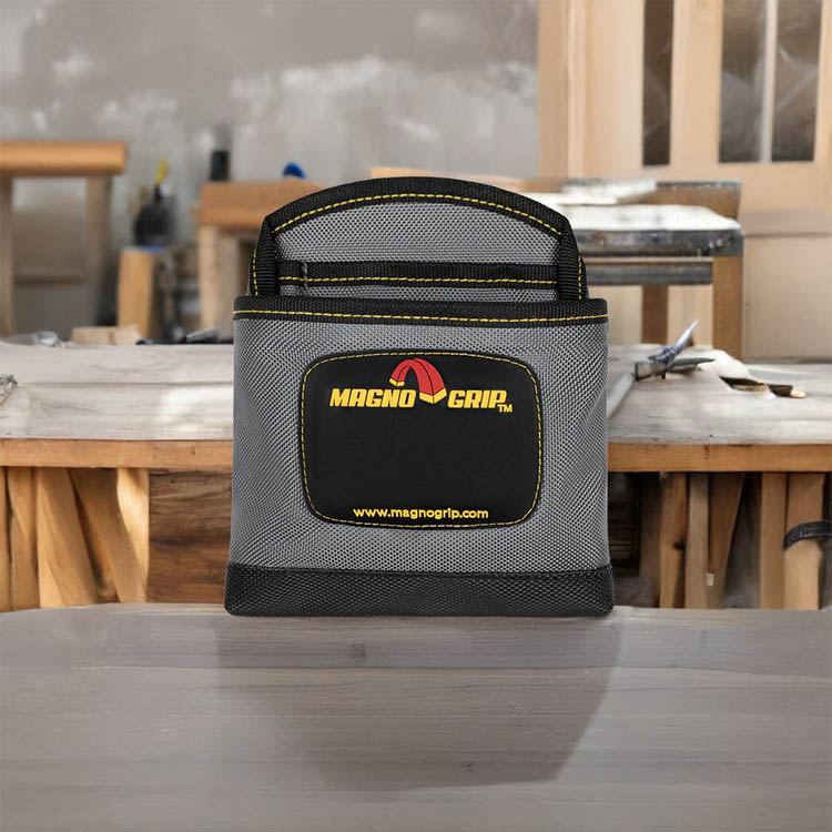 Tool pocket with magnetic surface, MagnoGrip