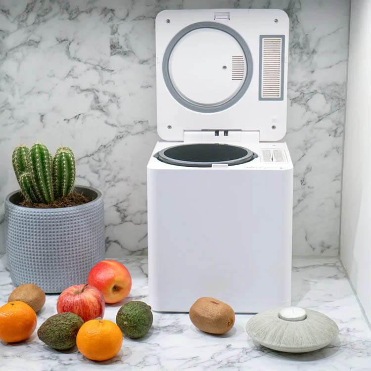 Bioblend composting machine