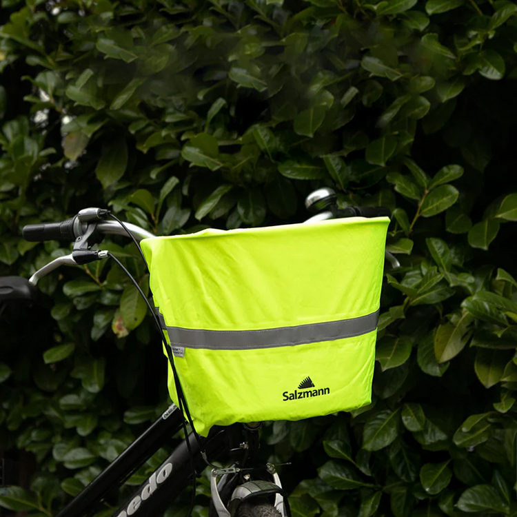 Rain cover for bicycle basket