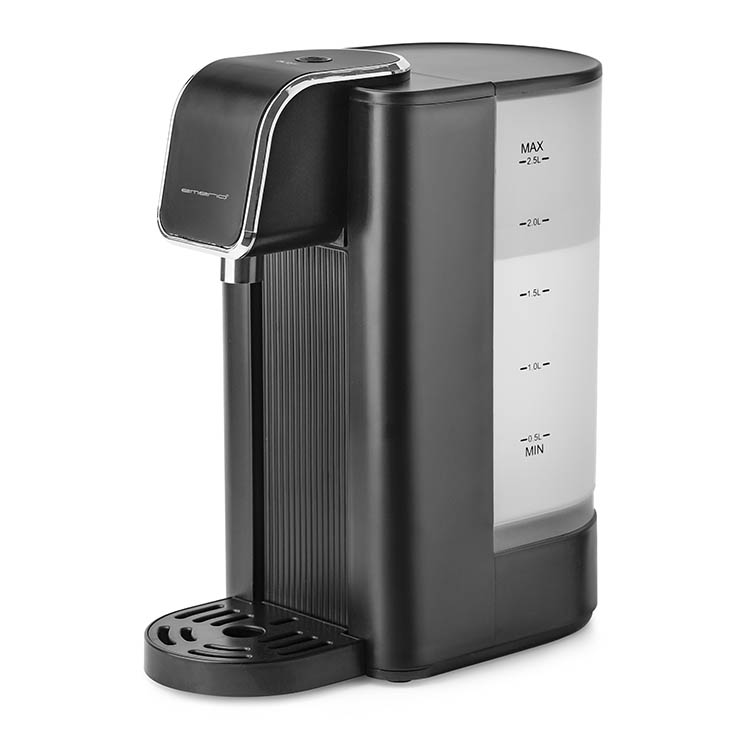 Hot water dispenser