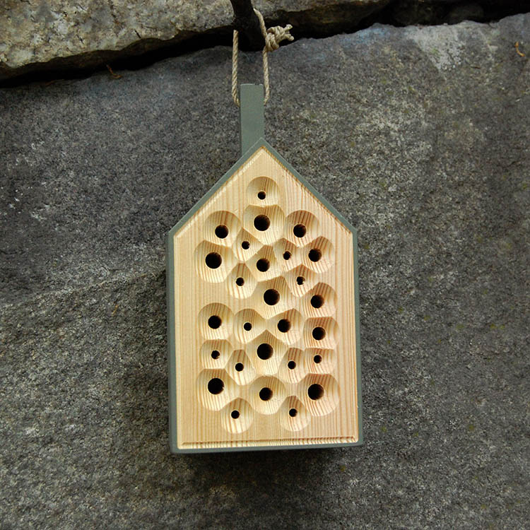 Bee hotel, Bibo