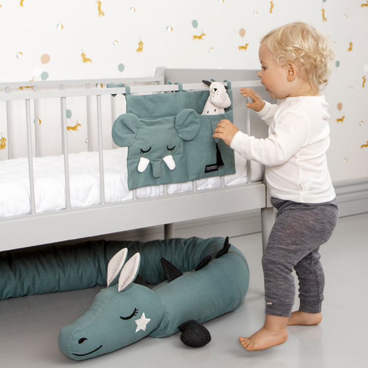 Bed pocket for crib