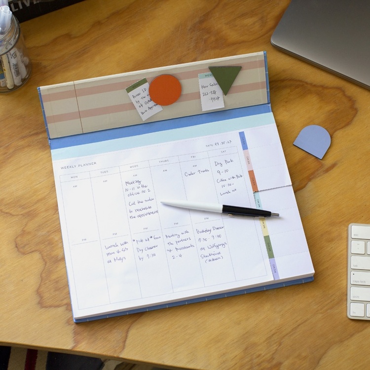 Weekly Planner, MAGNETIC DESK PLANNER, Kikkerland, 22 x 1,6 x H 28 cm, Blue