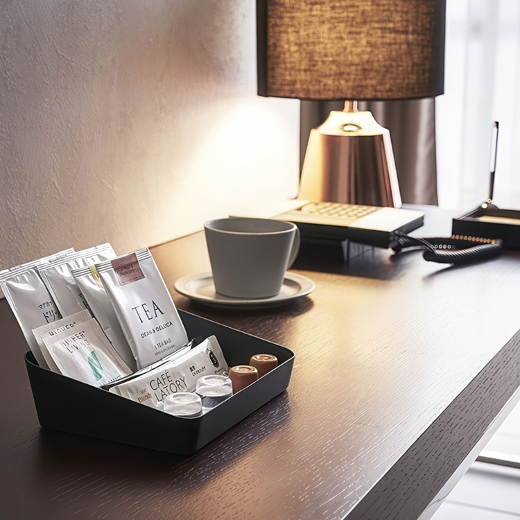 Storage tray in metal, TOWER AMENITY TRAY, 17,5 x 13,5 x H 5 cm, Yamazaki