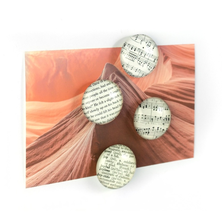 Magnets, Set of 4, FINE ARTS, Ø3,5 cm, White / black