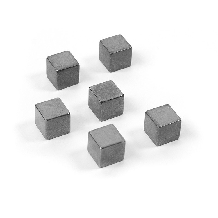 Magnets Superstrong, Set of 6, CUBE MEDIUM, 0,8 x 0,8 cm, Silver grey