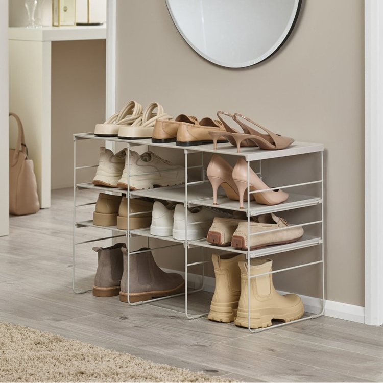 Shoe Rack in Metal, Adjustable, LEVEL TRIPLE, Joseph Joseph, 75,8 x 35 x H 51,2 cm, Ecru 