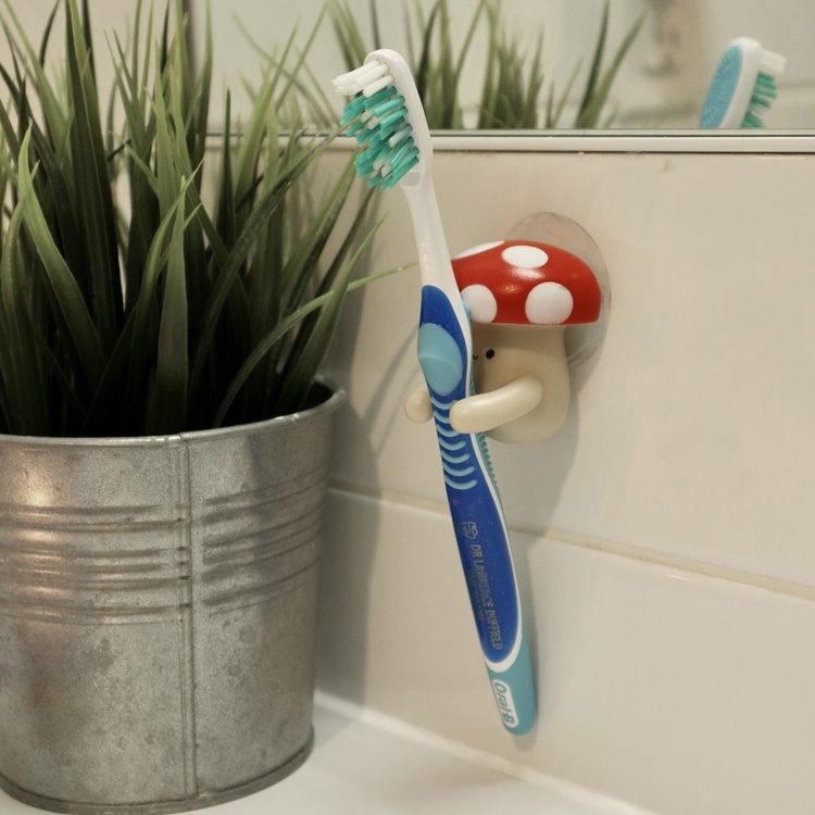 Toothbrush holder with suction cup, MUSHROOM, 3,4 x 4,5 x H 5,1 cm, Red / Beige
