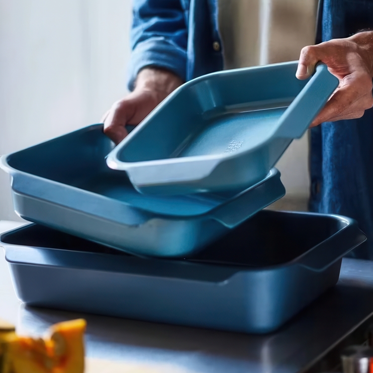 Roasting Pans, Set with 3, NEST OVEN ROASTING TRAYS, Joseph Joseph, Blue